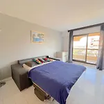 A 200m De Port Frejus, Plage, Commerces, Terrasse, 4 Couchages, Menage Inclus - Fr-1-226a-31 Fréjus