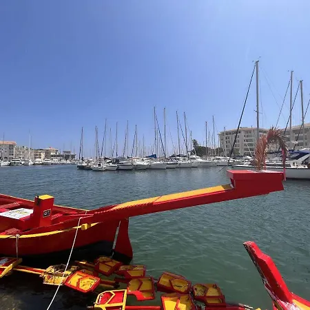 A 200m De Port Frejus, Plage, Commerces, Terrasse, 4 Couchages, Menage Inclus - Fr-1-226a-31 Apartment Frejus