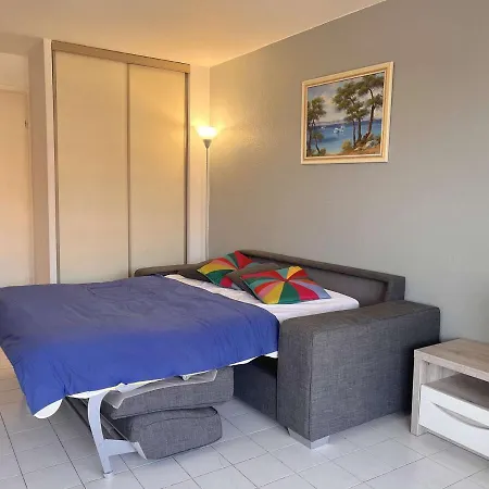 à 200m De Port Fréjus, Plage, Commerces, Terrasse, 4 Couchages, Ménage Inclus - Fr-1-226a-31